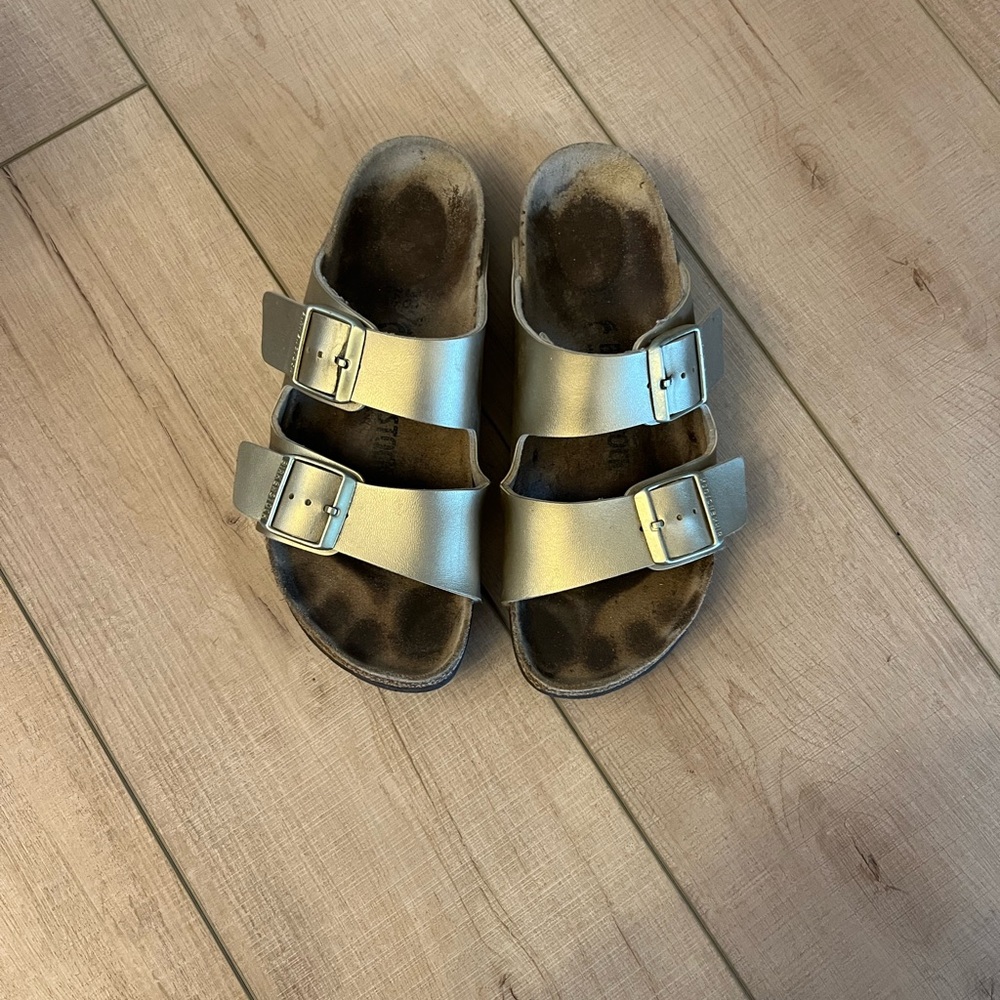 Women’s Birkenstock size 38 (size 7-7.5)